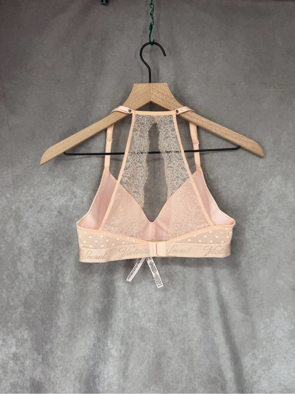 Victoria’s Secret Razer Back Bra 32B - Picture 3 of 3